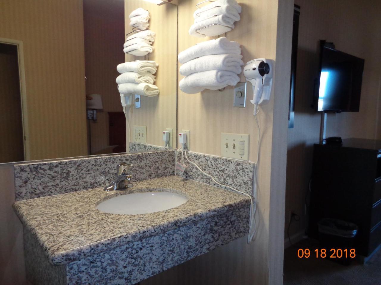 Long Beach Luxury Inn Kültér fotó